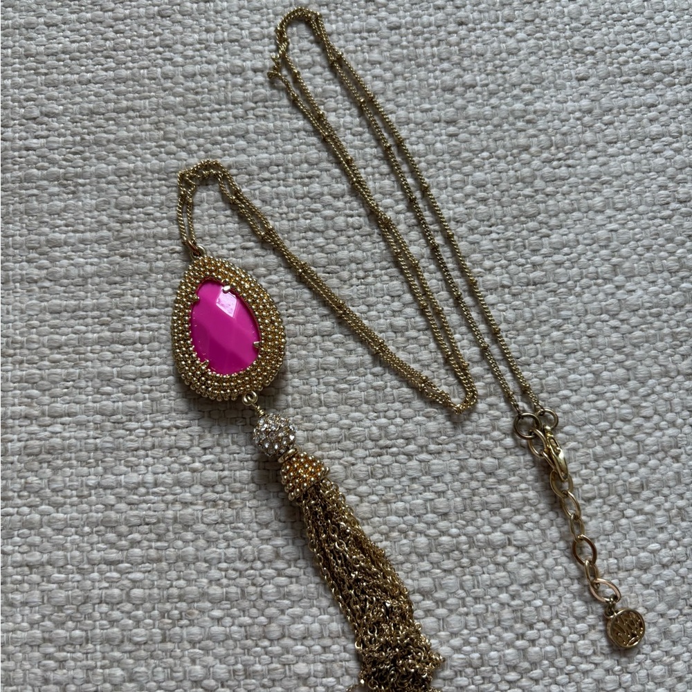 Lilly Pulitzer Pink and Gold Necklace with Elegant Design
